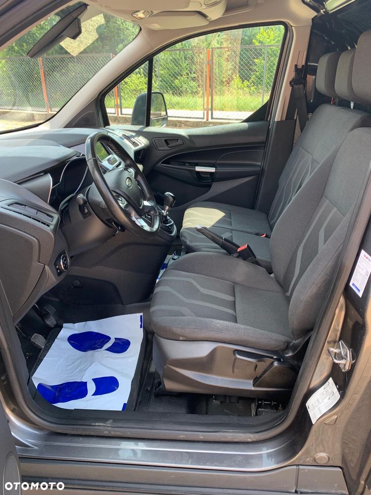 Ford Transit Connect - 13