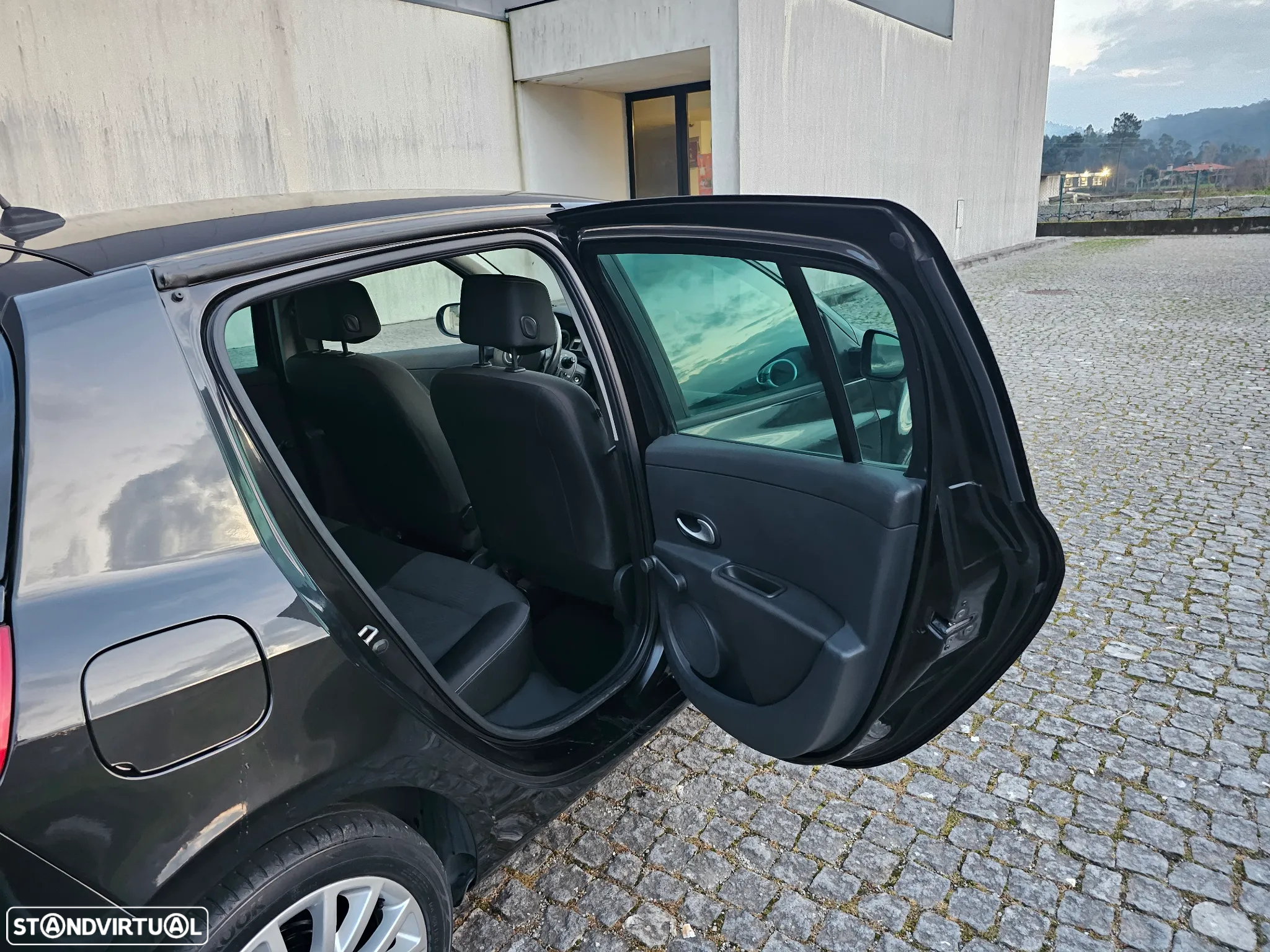 Renault Clio 1.2 16V Dynamique S - 18