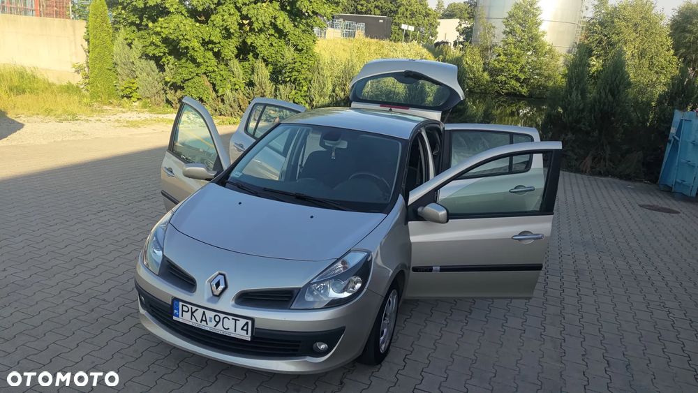 Renault Clio 1.5 dCi Expression - 25