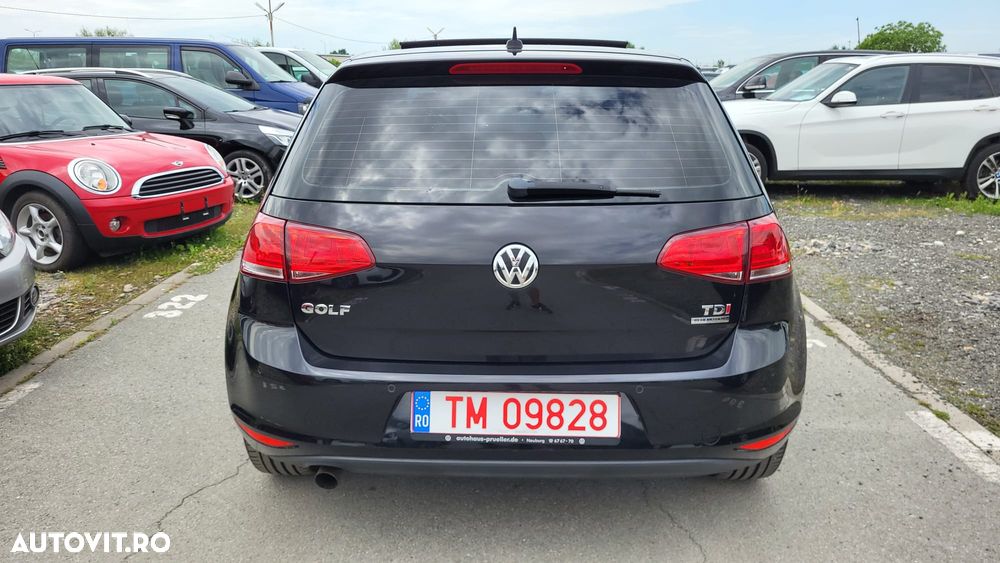 Volkswagen Golf - 14