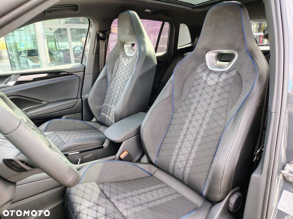 Volkswagen Tiguan - 14