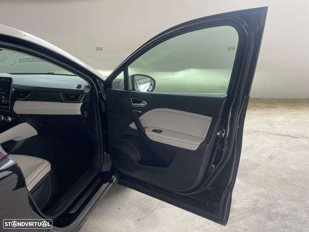 Renault Captur 1.6 E-Tech Plug-In Initiale Paris - 30