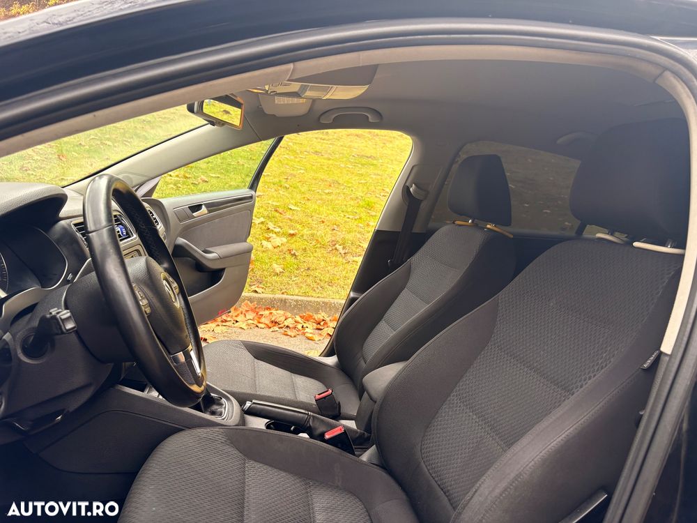 Volkswagen Jetta 1.6 TDI CR DPF Trendline - 12