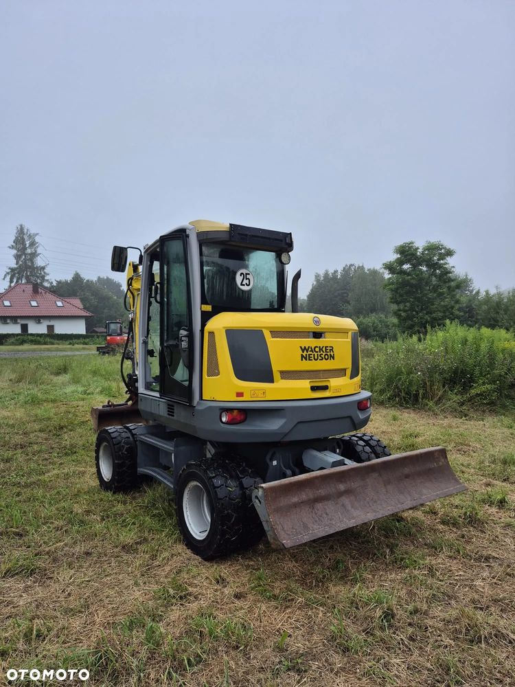 Wacker Neuson - 10