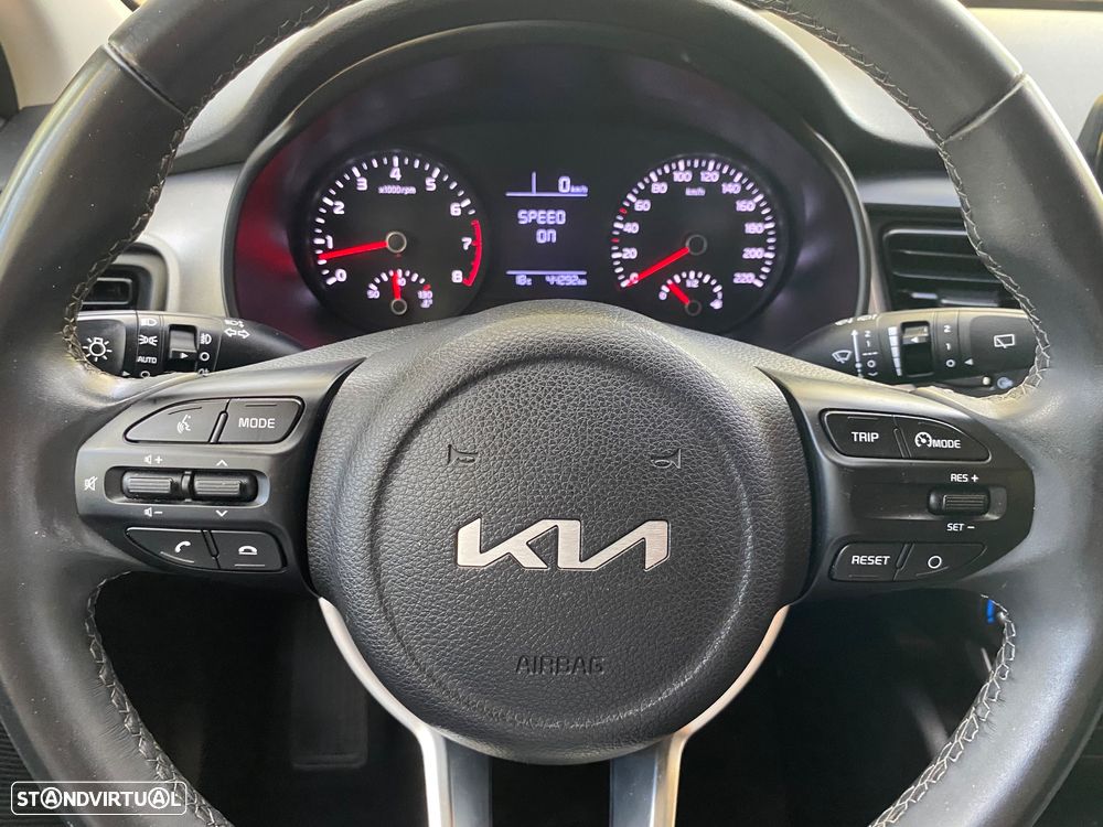 Kia Stonic 1.2 Dynamic - 21