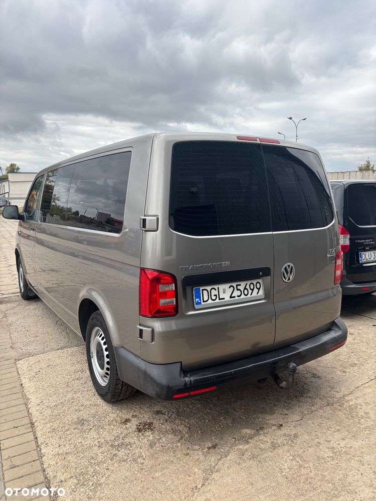 Volkswagen Transporter - 5