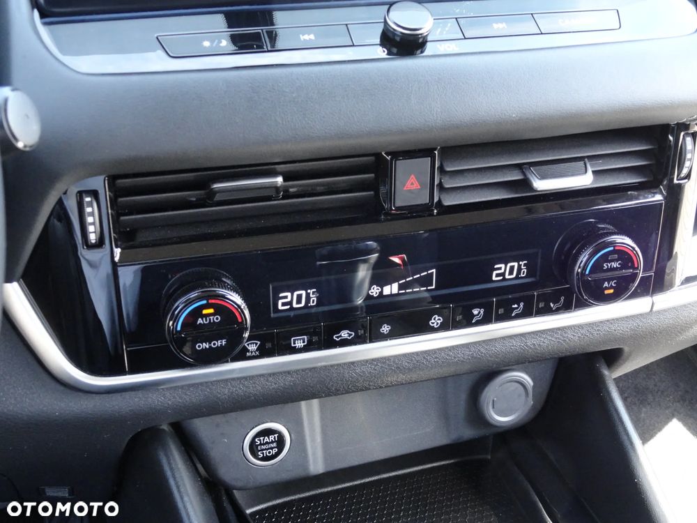 Nissan Qashqai 1.3 DIG-T MHEV N-Connecta - 18