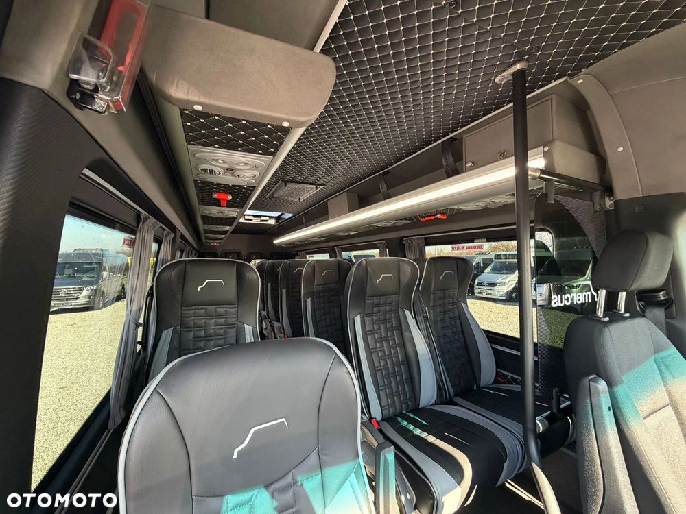 Mercedes-Benz Sprinter 519 - 22