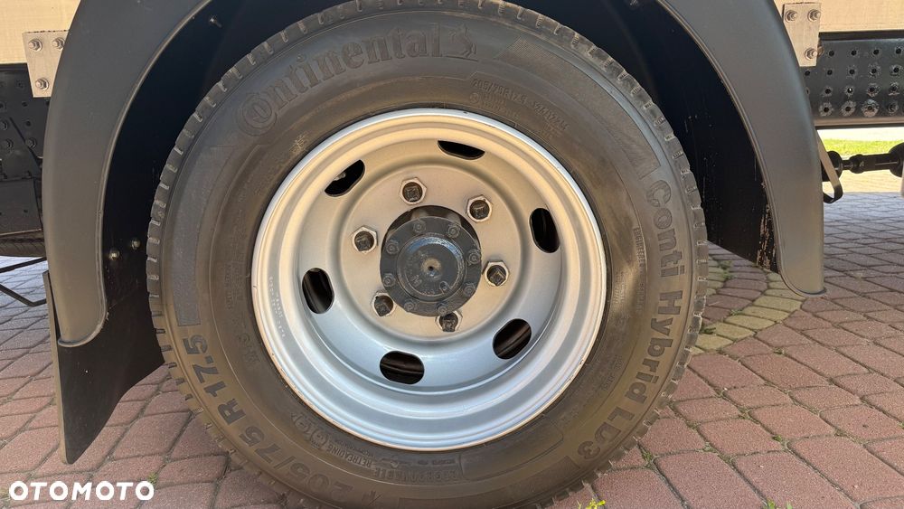 Mitsubishi Fuso Canter - 20
