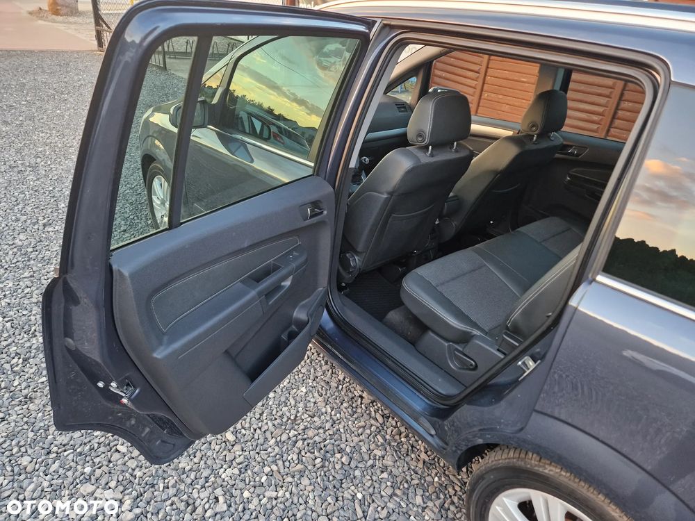 Opel Zafira 1.9 CDTI Navi - 23