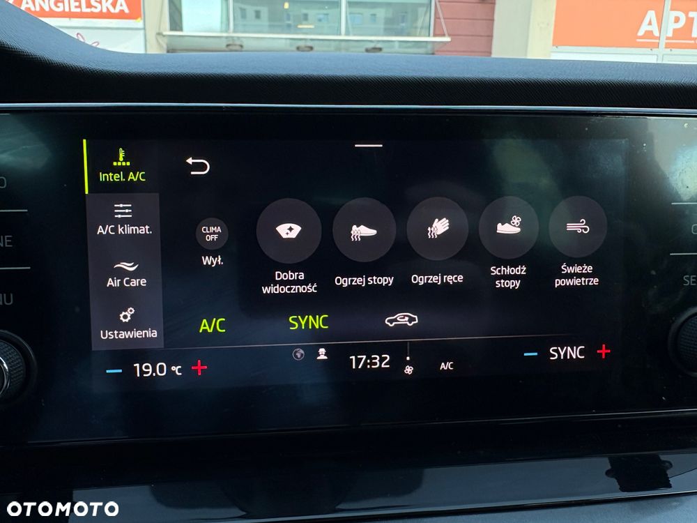 Skoda Octavia 1.5 TSI ACT Ambition - 29