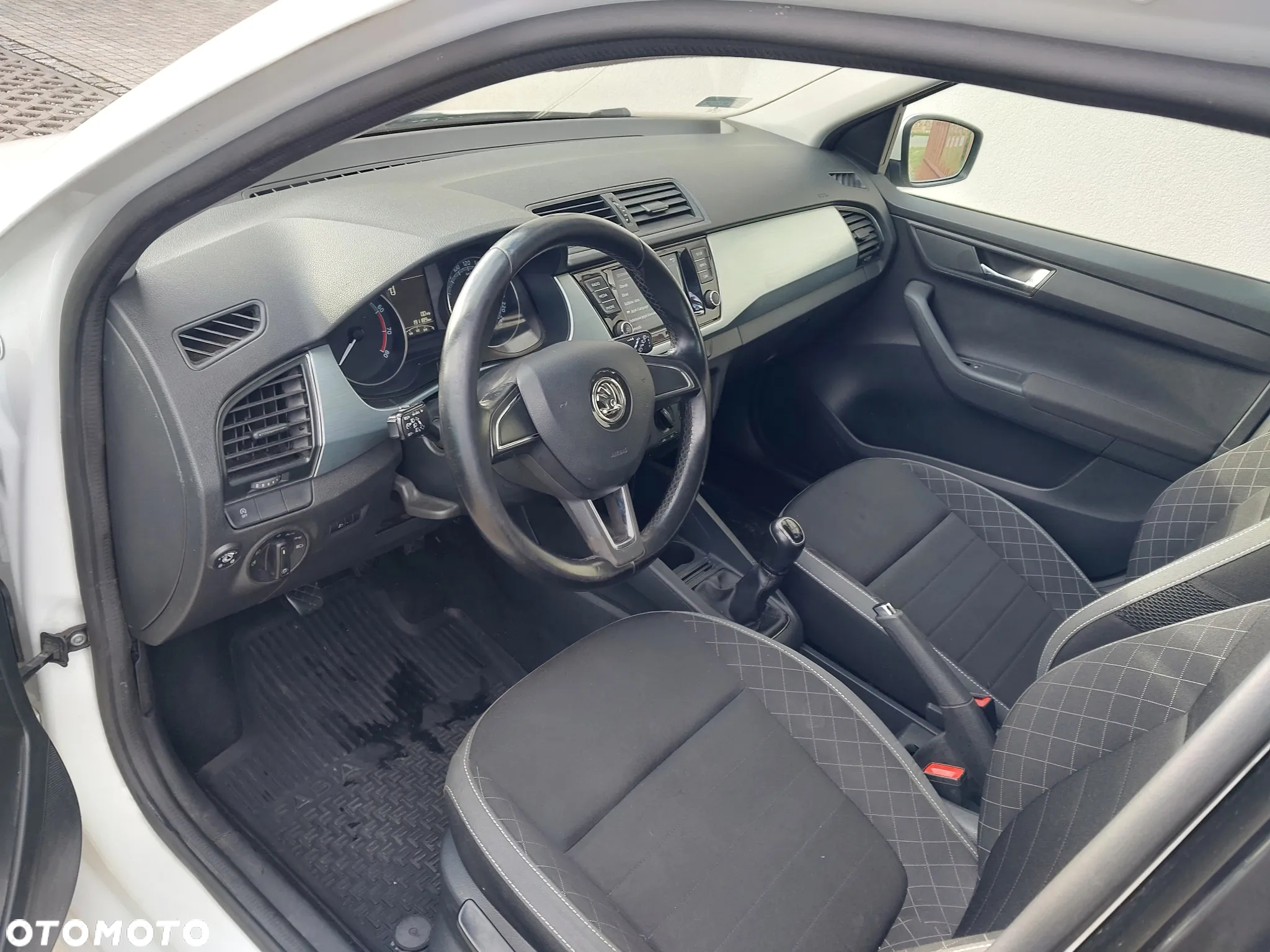 Skoda Fabia 1.0 Ambition - 12