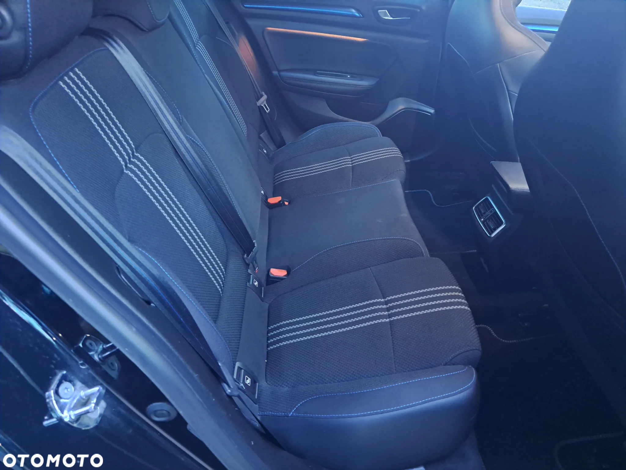 Renault Megane Grandtour ENERGY dCi 165 EDC GT LINE - 22