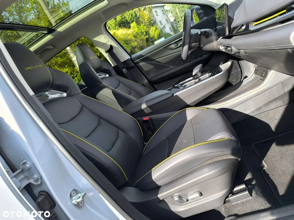 BAIC 5 1.5T Luxury DCT - 11