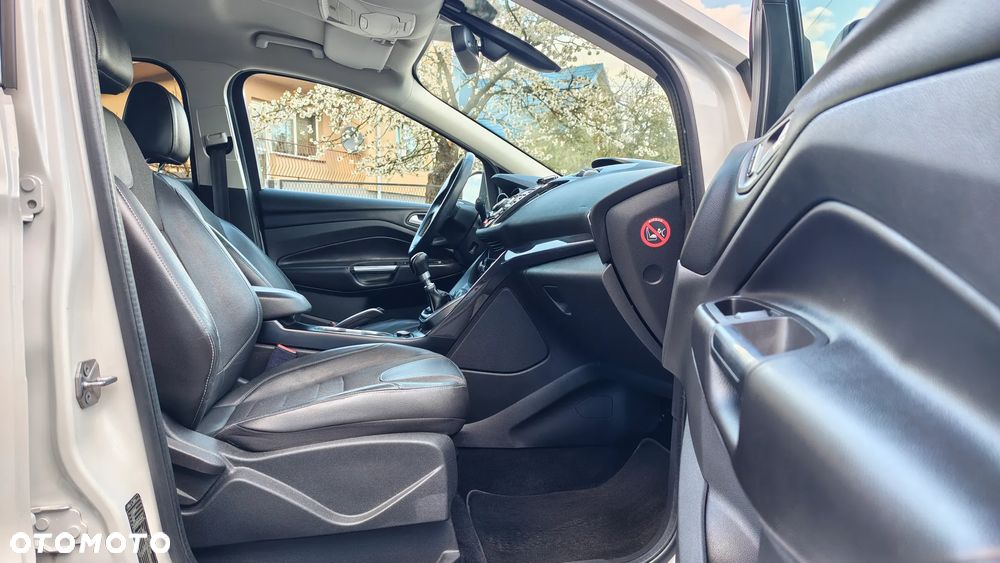 Ford Kuga 1.6 EcoBoost 2x4 Individual - 31