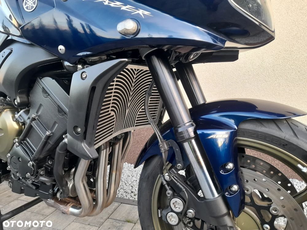 Yamaha FZ - 10