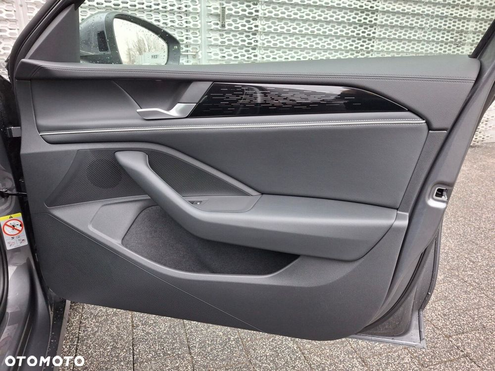 Volkswagen Passat - 14