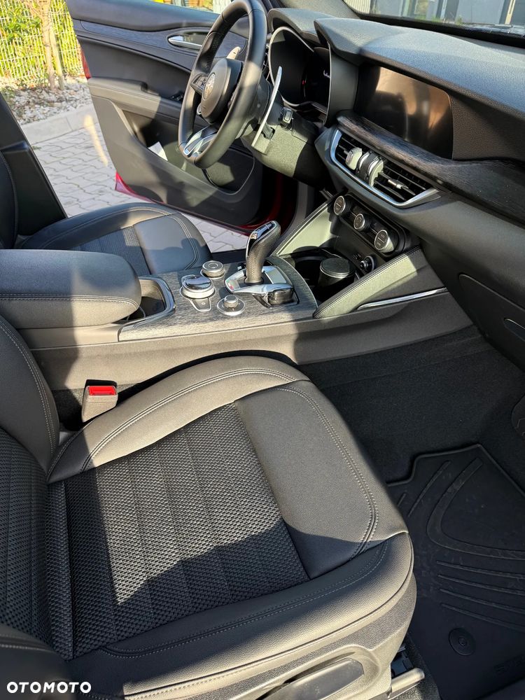 Alfa Romeo Stelvio 2.0 Turbo Sprint Q4 - 7