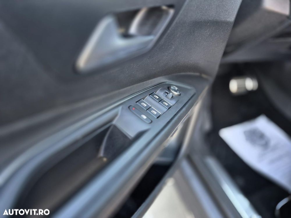 Peugeot 3008 - 11