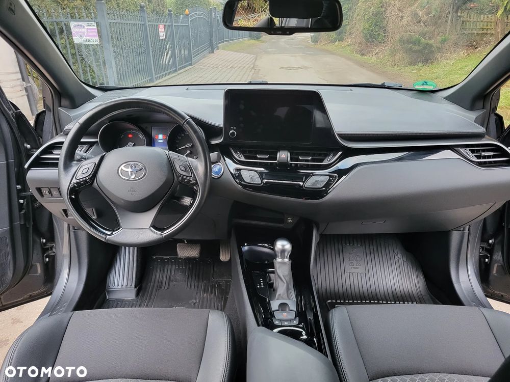 Toyota C-HR 2.0 Team Deutschland - 12