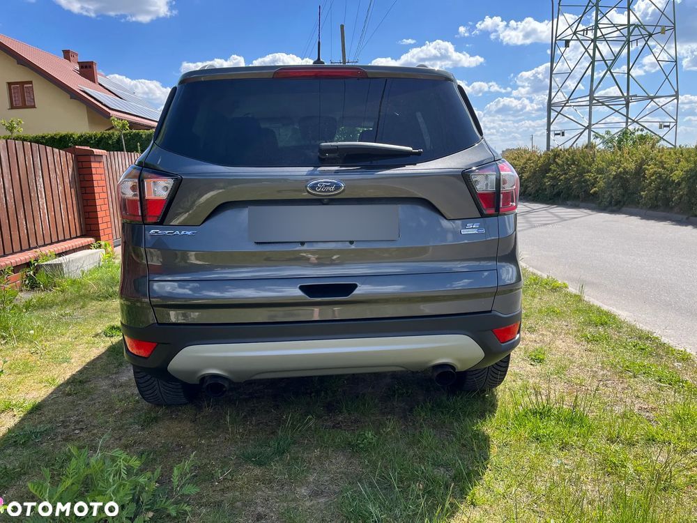 Ford Kuga - 8