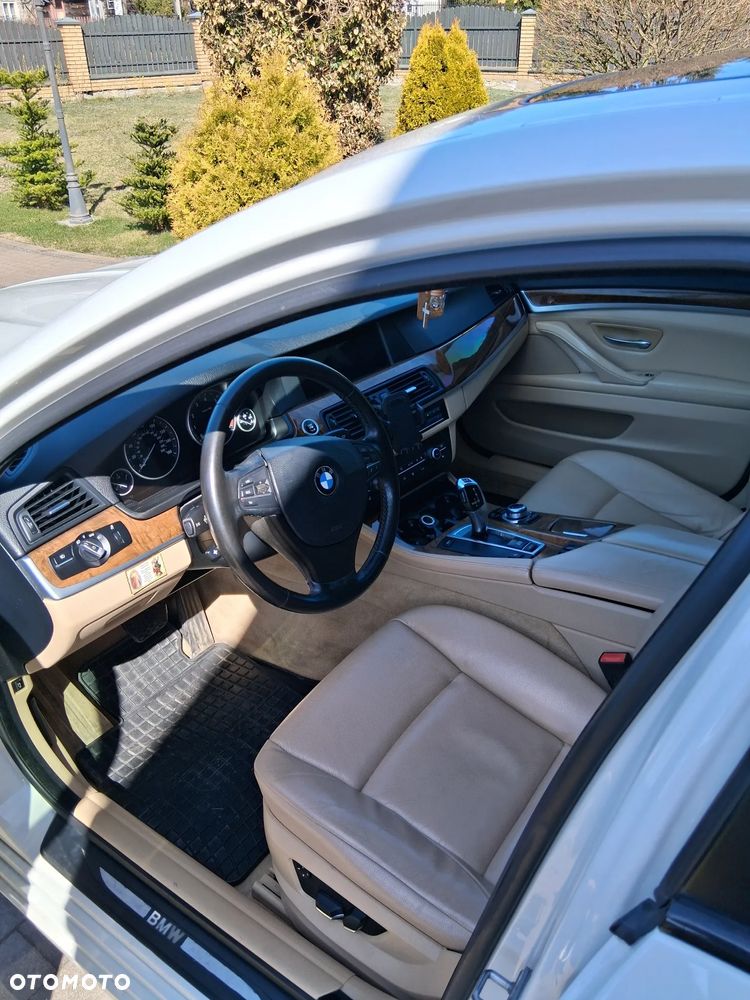 BMW Seria 5 535i - 5