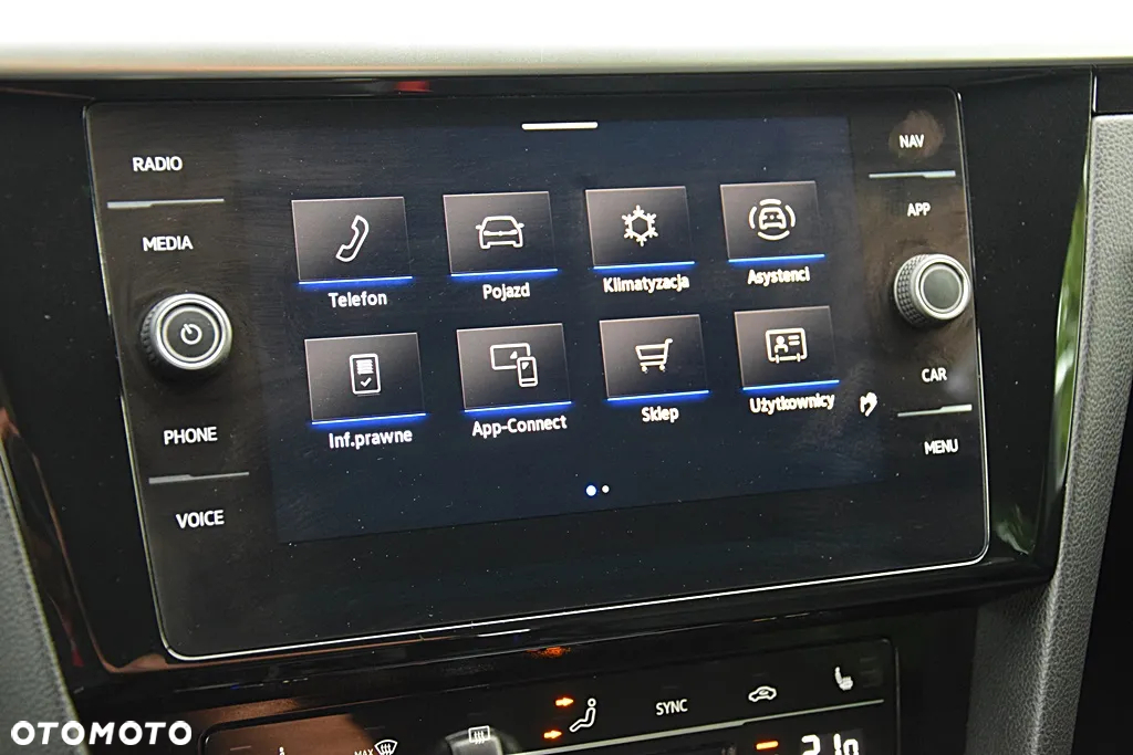 Volkswagen Arteon 2.0 TDI SCR R-Line Edition DSG - 26