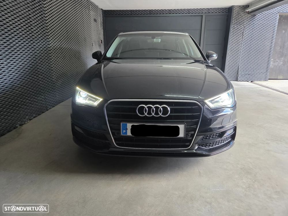 Audi A3 Sportback 2.0 TDI (clean diesel) S tronic S line Sport Pack - 4