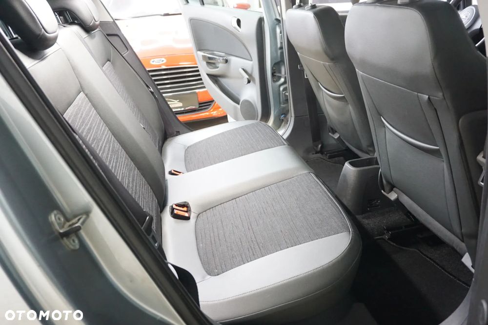 Opel Corsa 1.2 16V Enjoy - 35