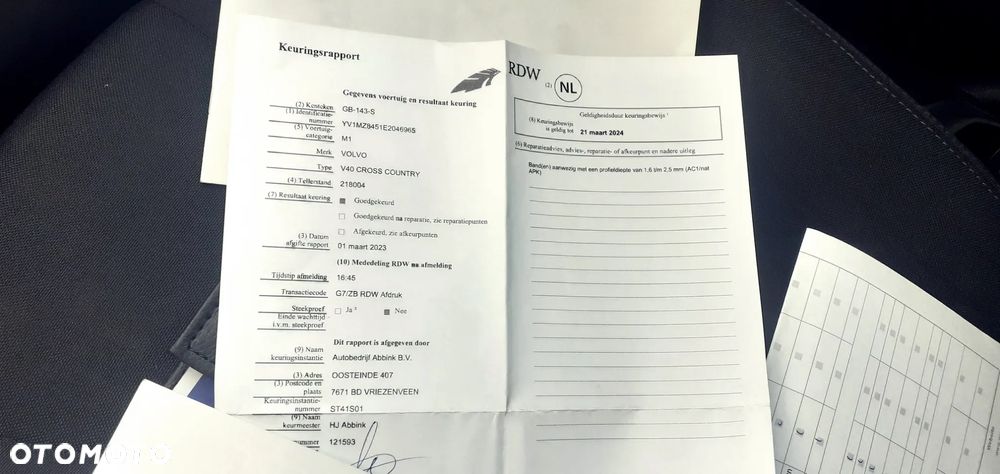 Volvo V40 Cross Country D2 Momentum - 35