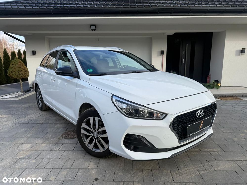 Hyundai i30 1.4 YES - 9