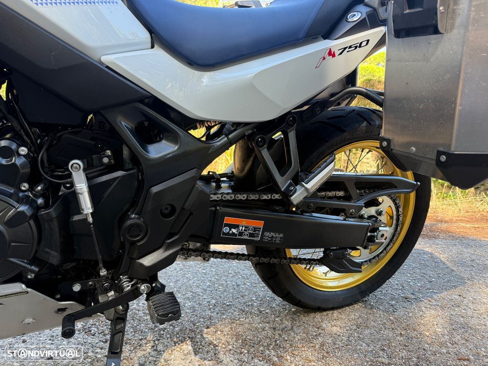 Honda Transalp 750 - 6