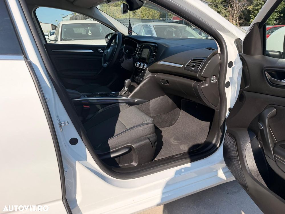 Renault Megane - 18