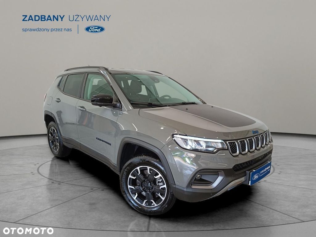 Jeep Compass - 1