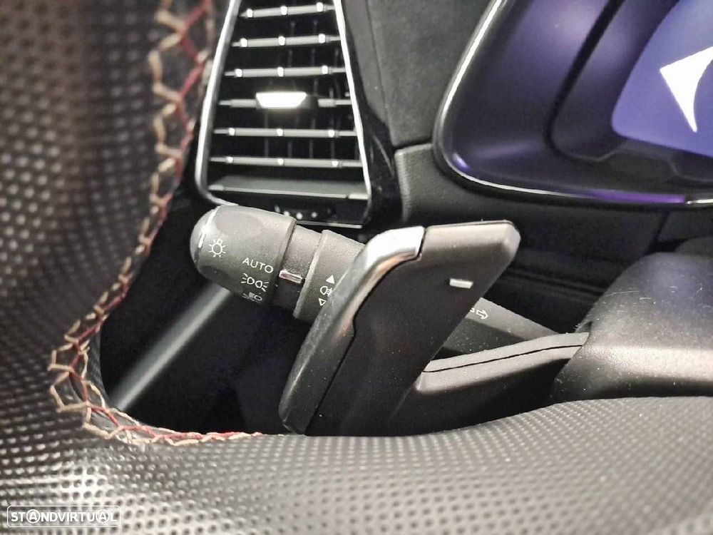 DS DS7 1.5 BlueHDi Performance Line EAT8 - 14