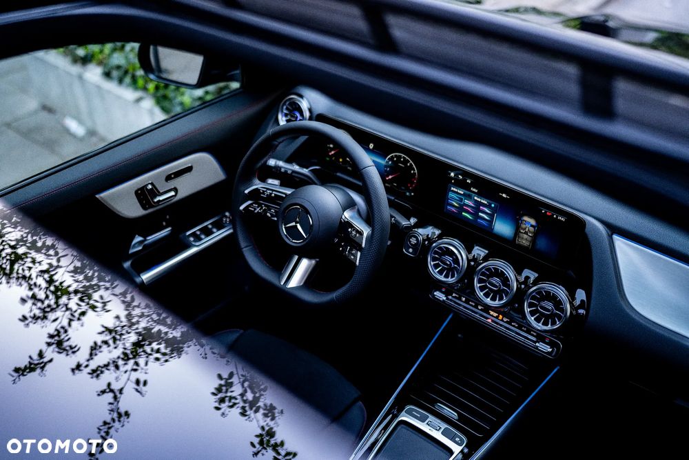 Mercedes-Benz GLA 200 mHEV AMG Line 7G-DCT - 35