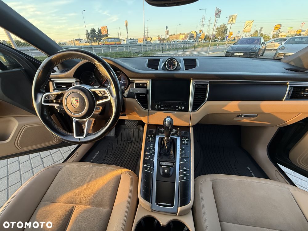 Porsche Macan PDK - 17
