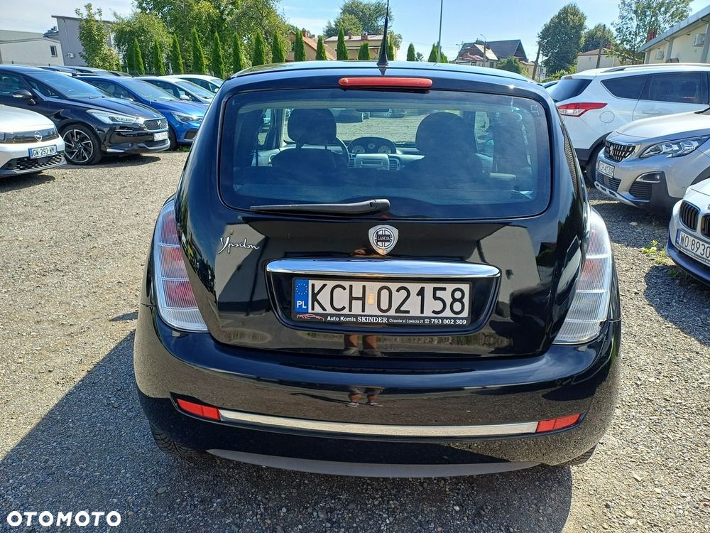 Lancia Ypsilon - 6