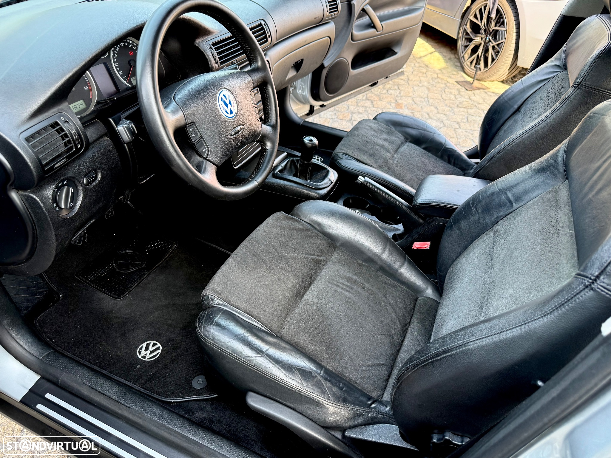 VW Passat Variant 1.9 TDi Highline - 7