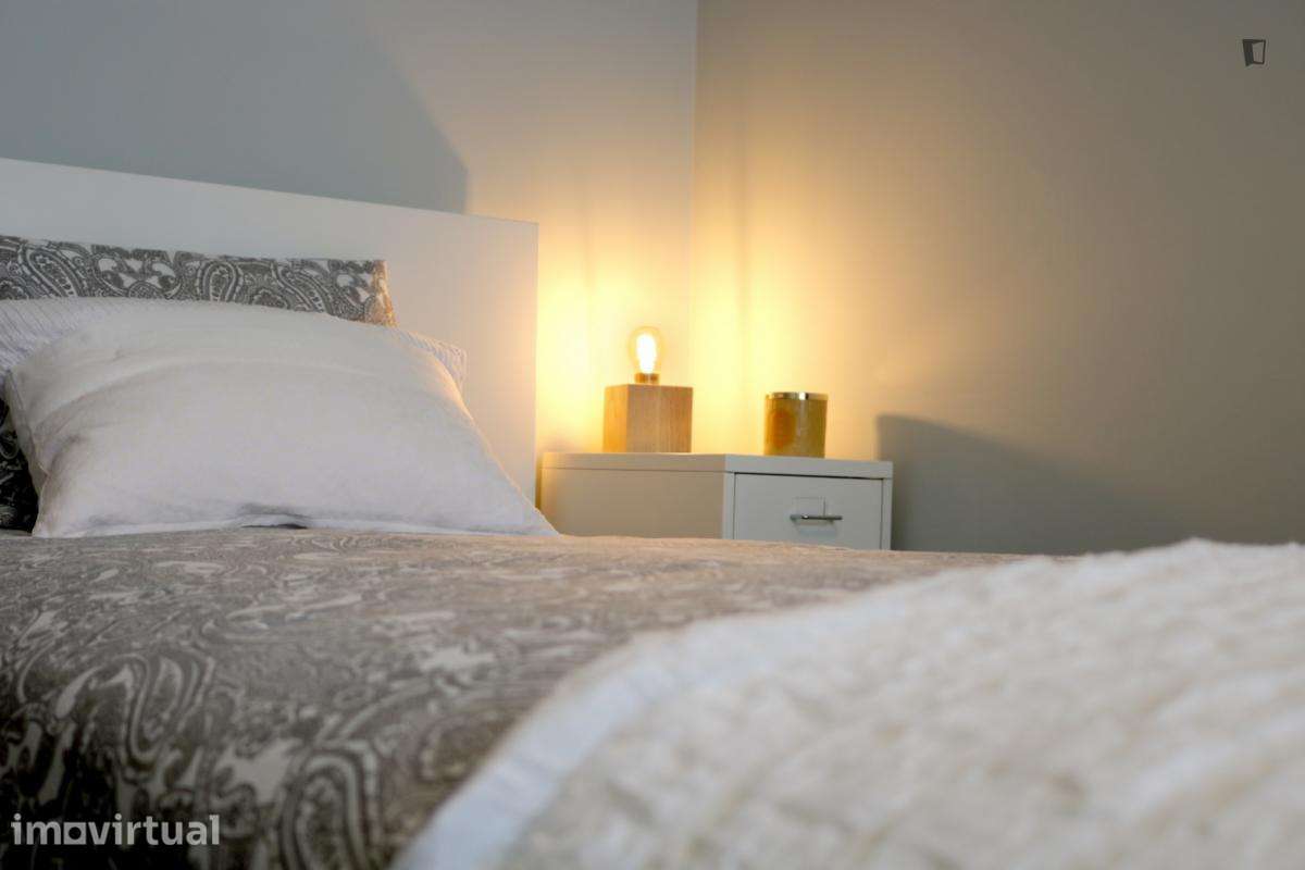 Quarto - localizado em Lumiar Lisbon - Grande imagem: 2/20