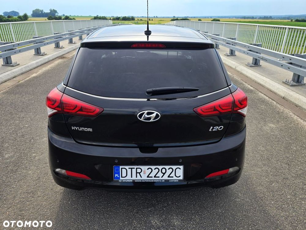 Hyundai i20 1.4 CRDI Active YES Plus - 12