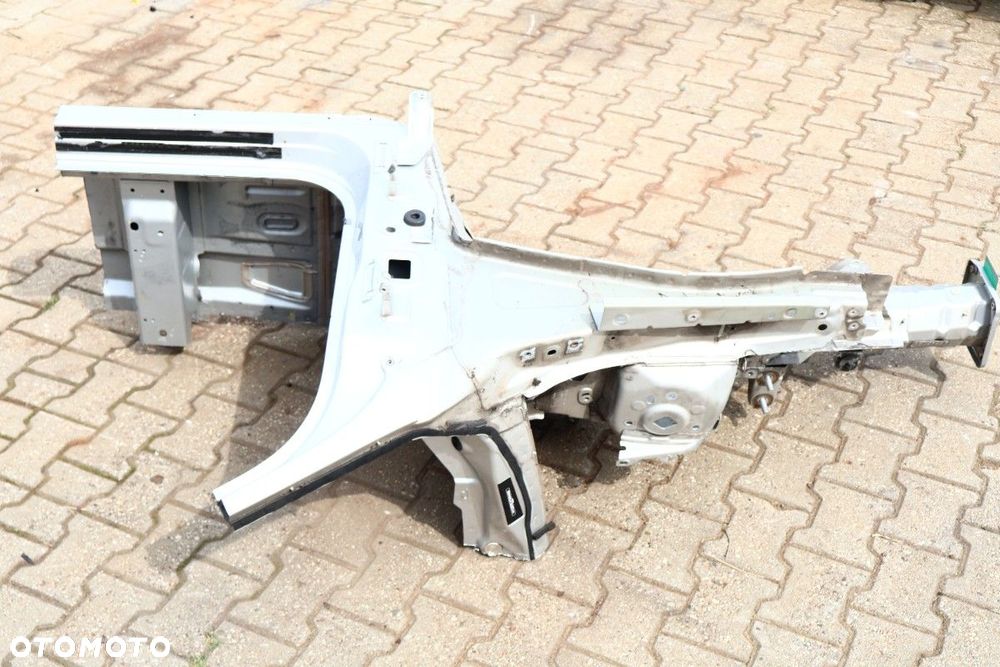 VOLVO XC60 I LIFT ĆWIARTKA LEWA PRZÓD - 5