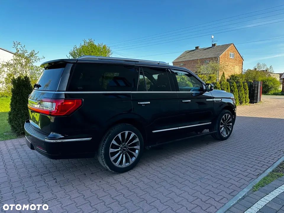 Lincoln Navigator - 2