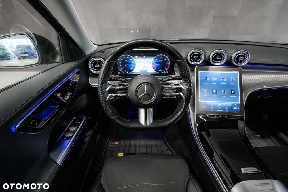 Mercedes-Benz Klasa C 220 d mHEV AMG - 12