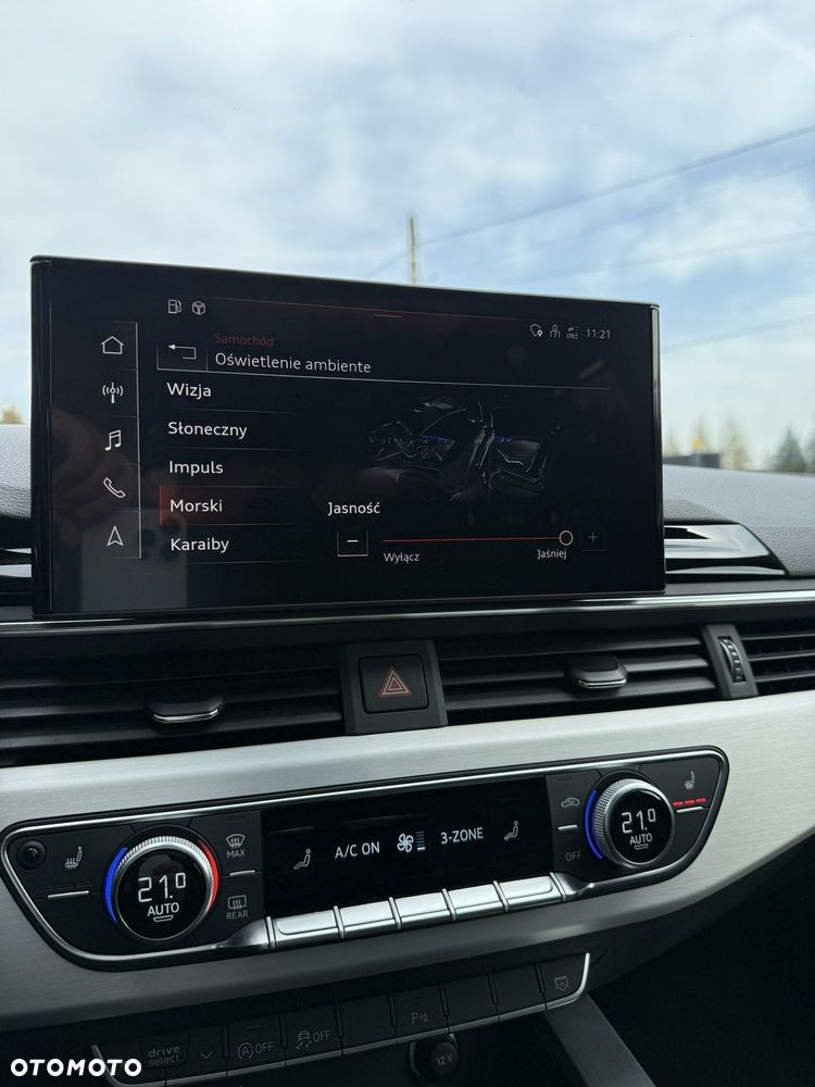 Audi A4 Avant 40 TDI quattro S tronic S line - 40