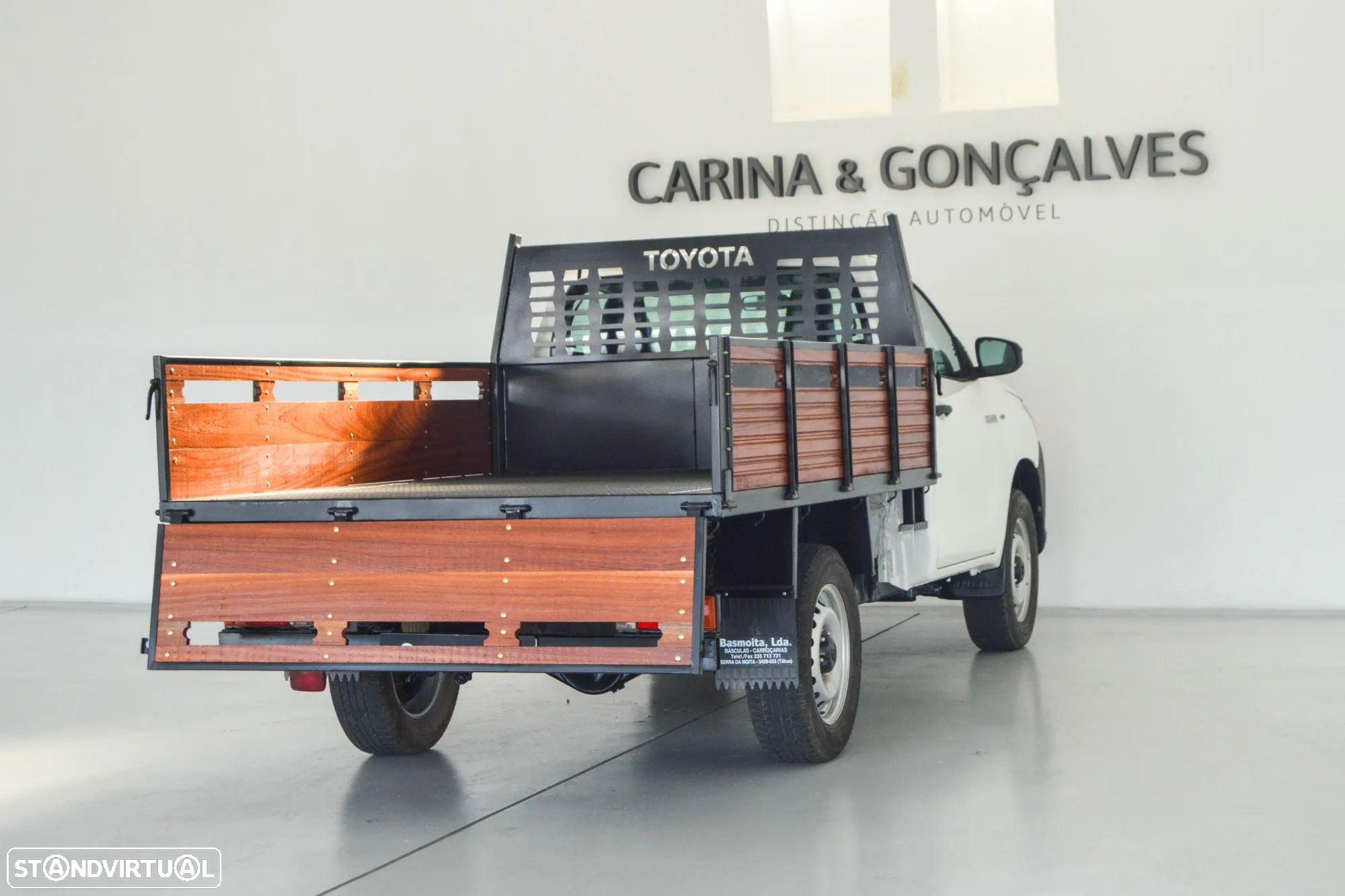 Toyota Hilux 2.4 D-4D 4X4 Cabine Simples 2L - 11