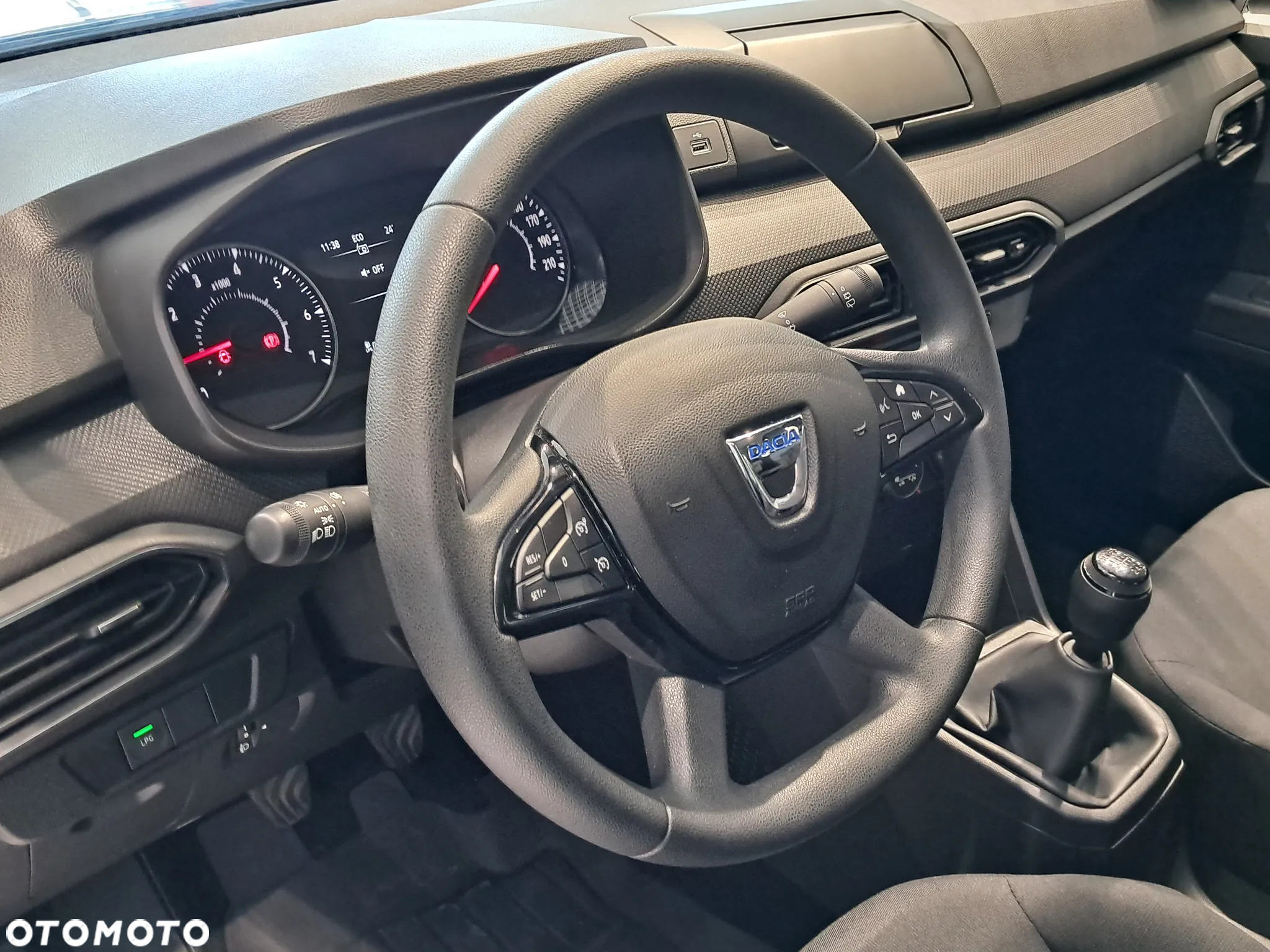 Dacia Sandero - 13