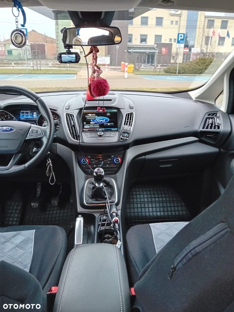 Ford C-MAX - 11