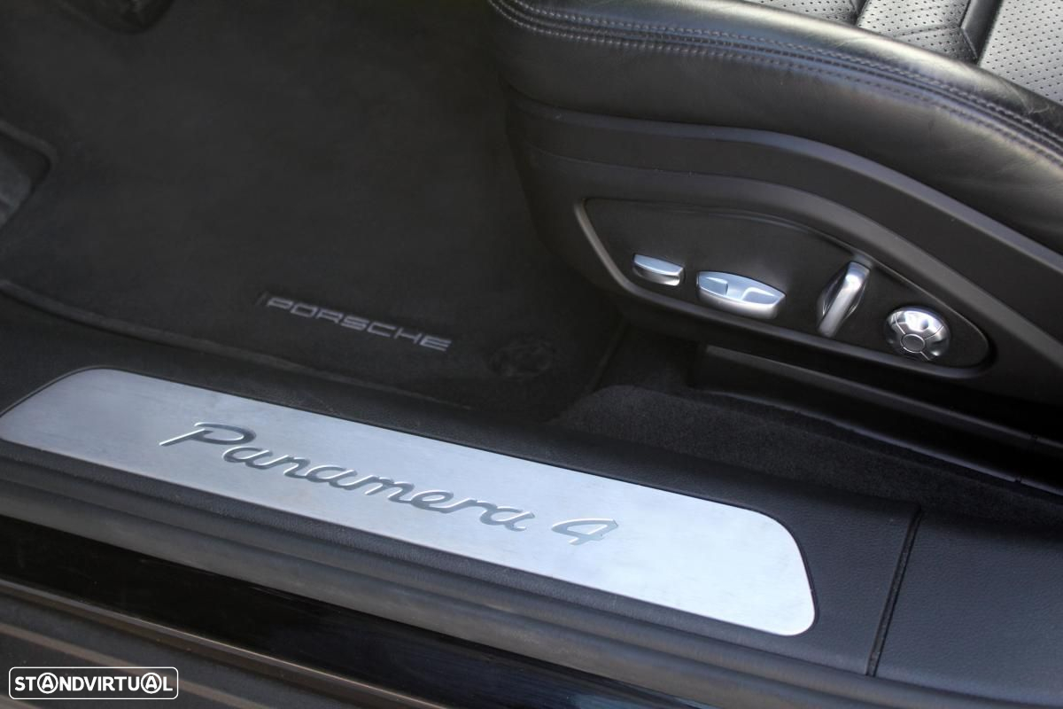 Porsche Panamera Sport Turismo 4 E-Hybrid - 24