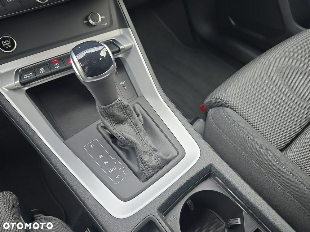 Audi Q3 Sportback - 14